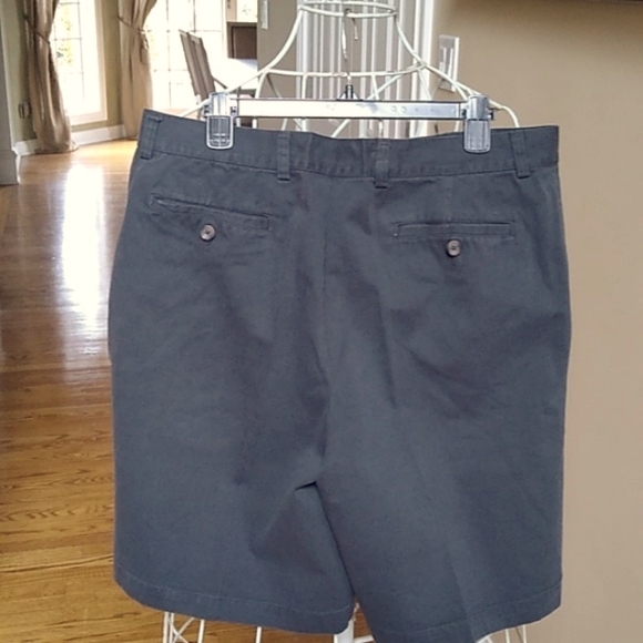 Evergreen Shorts - Picture 4 of 12